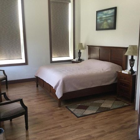 Water Suites Шарлъттаун Екстериор снимка